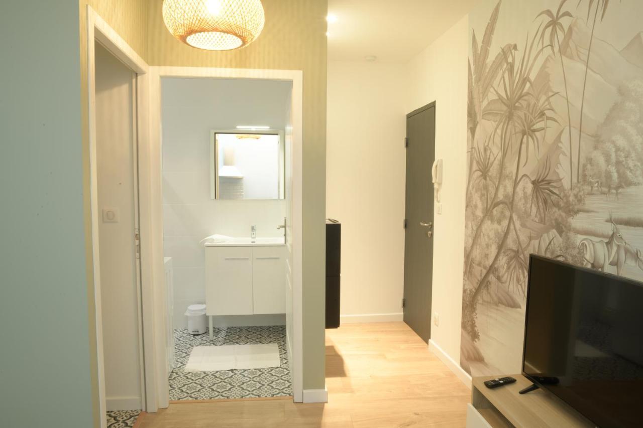 T2 Avec Verriere Situe En Hyper Centre Avec Wifi, Linge, Draps, Savons Et Serviettes Fournis Коньяк Экстерьер фото